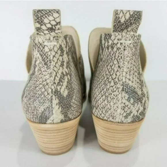 Dolce Vita Sonni Pointy Toe White Black Snake Booties - Picture 5 of 6